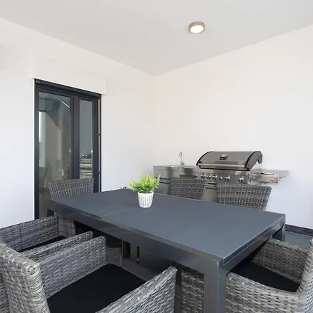 Gloriette فيلة *