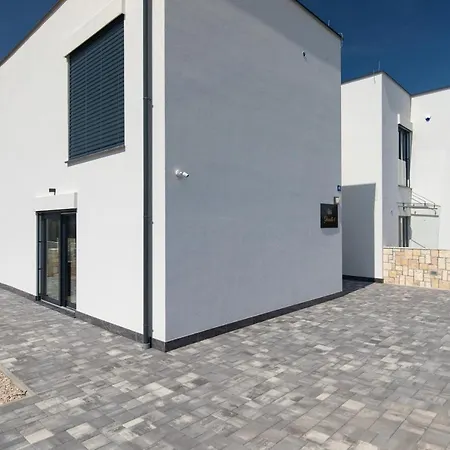 Villa Gloriette Krk Town