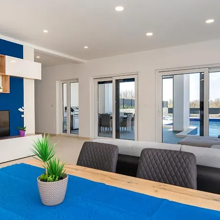 Villa Gloriette Krk Town